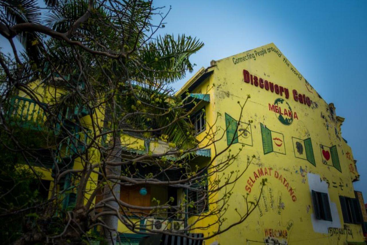 Discovery Cafe And Guesthouse Malacca Luaran gambar