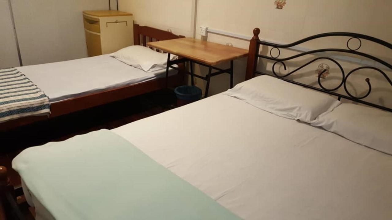 Discovery Cafe And Guesthouse Malacca Luaran gambar