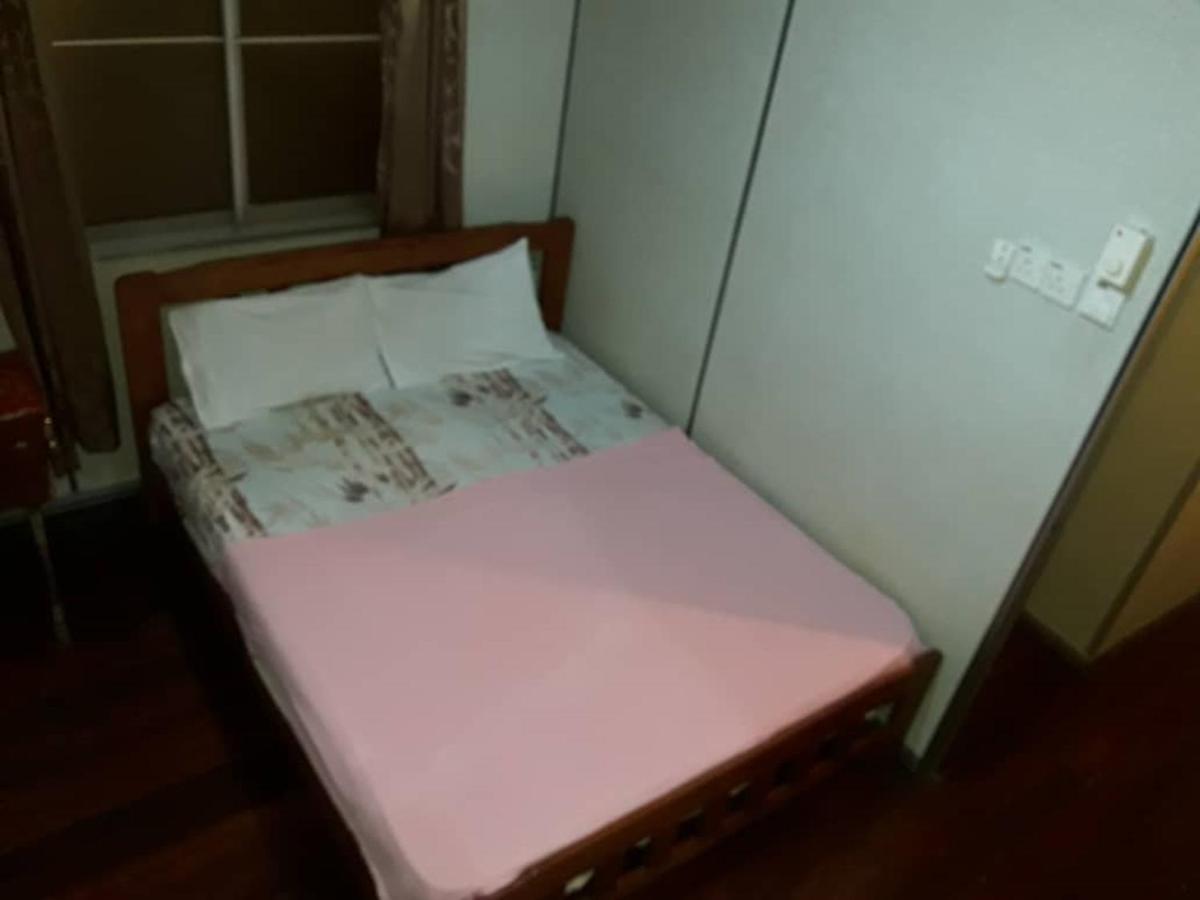 Discovery Cafe And Guesthouse Malacca Luaran gambar