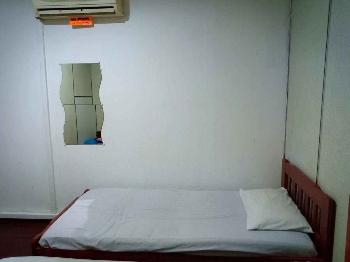 Discovery Cafe And Guesthouse Malacca Luaran gambar